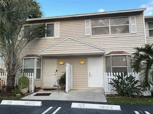 2593 NE 15th Street, Pompano Beach, FL 33062