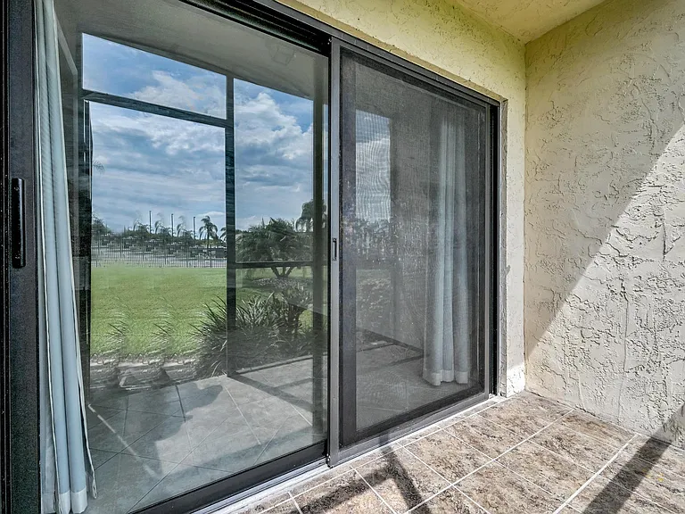 2013 NE Collins Cir #50 — Photo 18