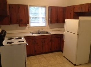 1650 Atkamire Dr, Tallahassee, FL 32304