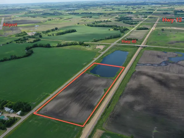 45th St SW, Willmar, MN 56201