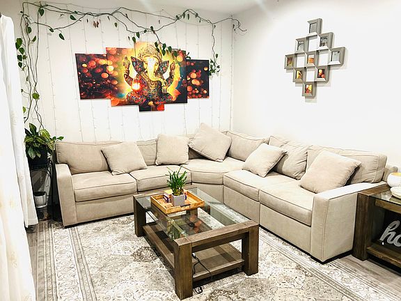 Flex room