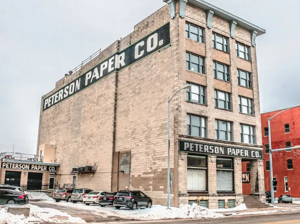 301 E 2nd St, Davenport, IA