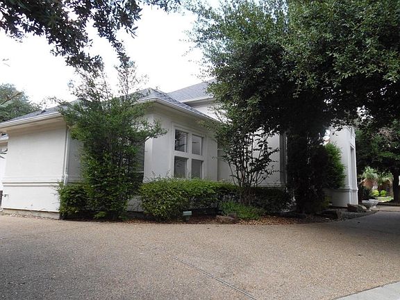 4th image of 17944 Castle Bend Dr