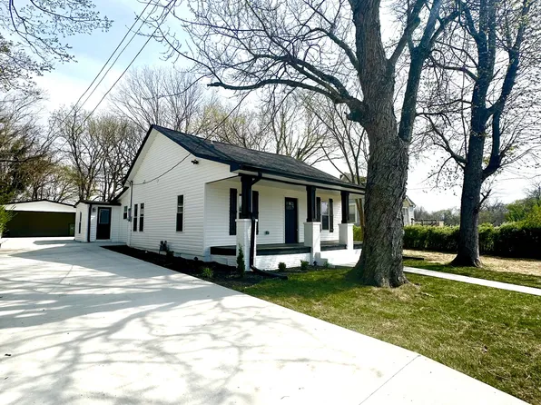 120 S Columbia Ave, Lawrenceburg, TN 38464