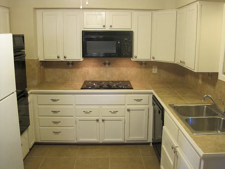 6117 Rincon Way — Photo 2