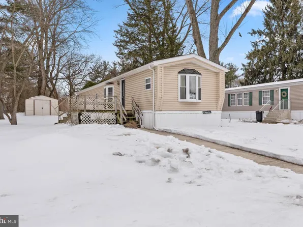 19 Maple Ave, Mullica Hill, NJ 08062