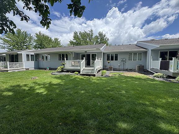 3rd image of 1518 Falcon Dr