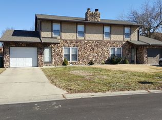 615 Oxen Ct, Belleville, IL