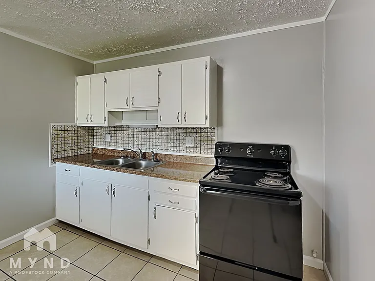 3049 Bluefield Dr — Photo 7