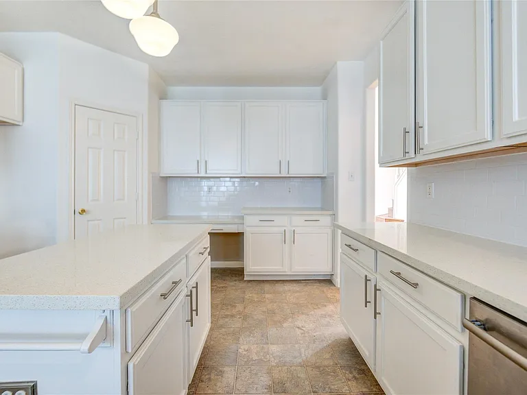 16464 Beewood Glen Dr — Photo 16