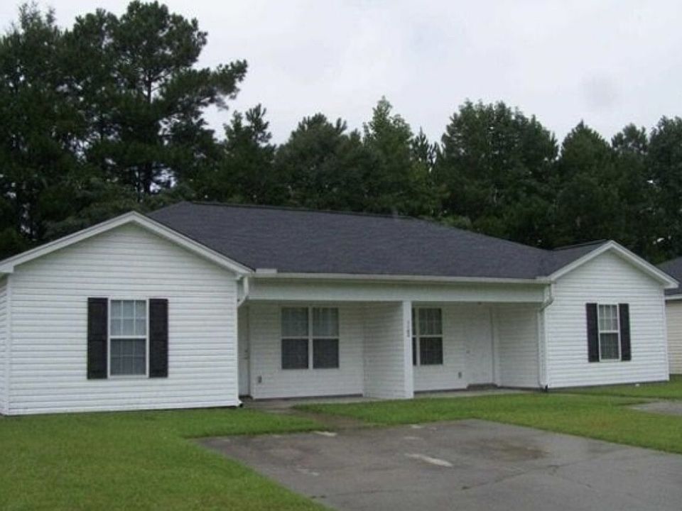 1st image of 1106 Carver Cir Unit A