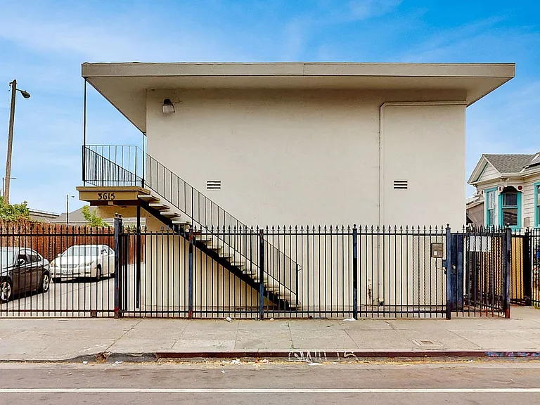 3615 Martin Luther King Jr Way — Photo 24