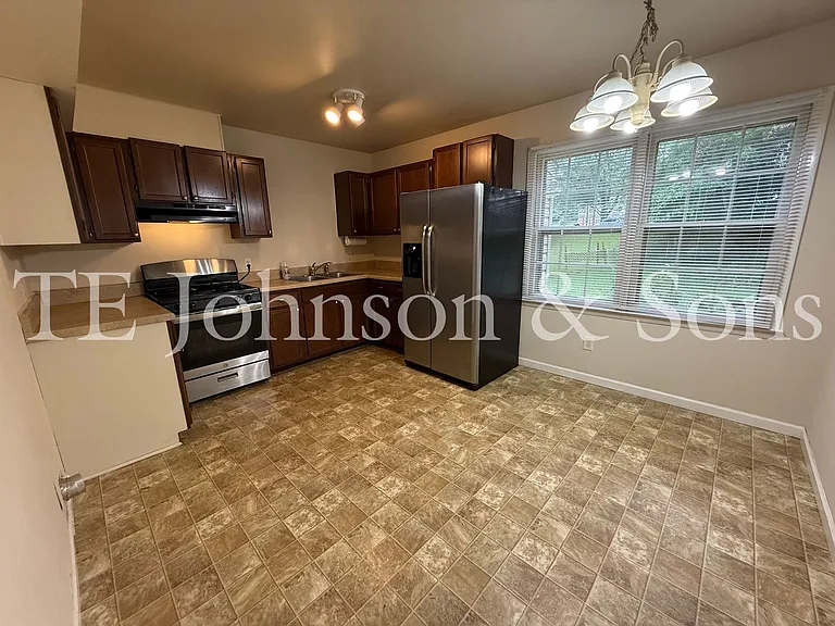 4218 S Jasmin Ct — Photo 7
