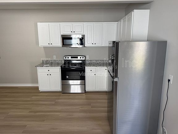 5th image of 821 Belleview Ave