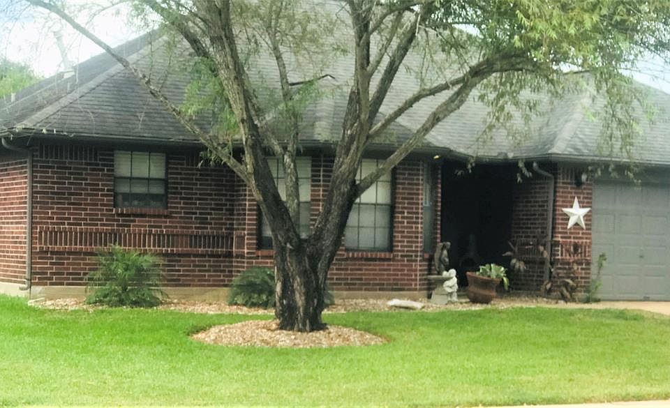 1st image of 507 Valley Dr