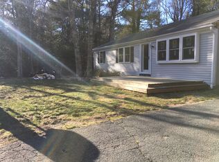 33 Ships Anchor Dr, Mashpee, MA 02649