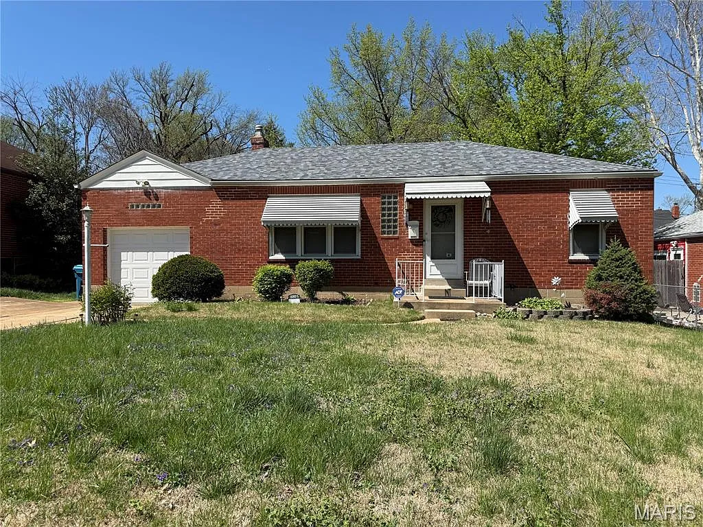 8805 Greenbrook Dr photo 1