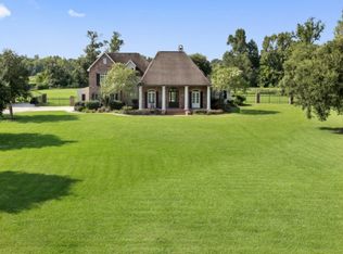 2525 Laurel Lakes Ave, Baton Rouge, LA 70820