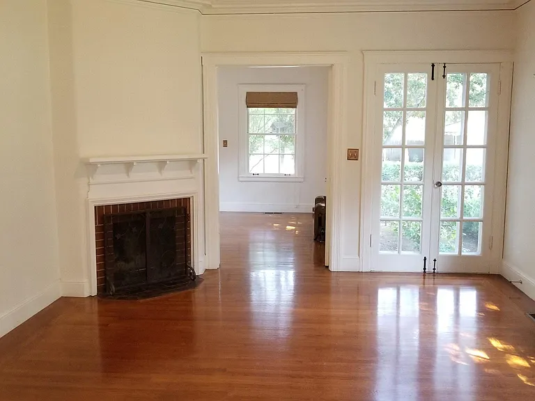 950 N San Antonio Rd #21 — Photo 4
