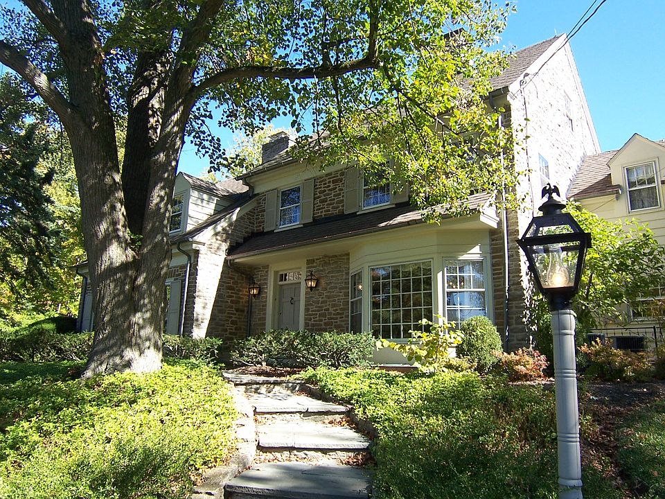 1st image of 7404 Willowbrook Ln