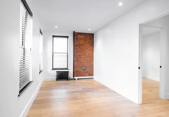 5th image of 19 Pell St #A