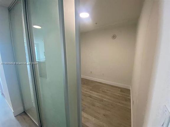 5th image of 1111 SW 1st Ave #2217
