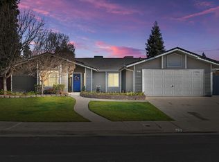 45 Cypress Ave, Clovis, CA 93611