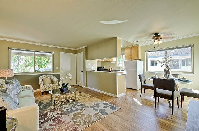 1st image of 250 Watson Dr APT 4