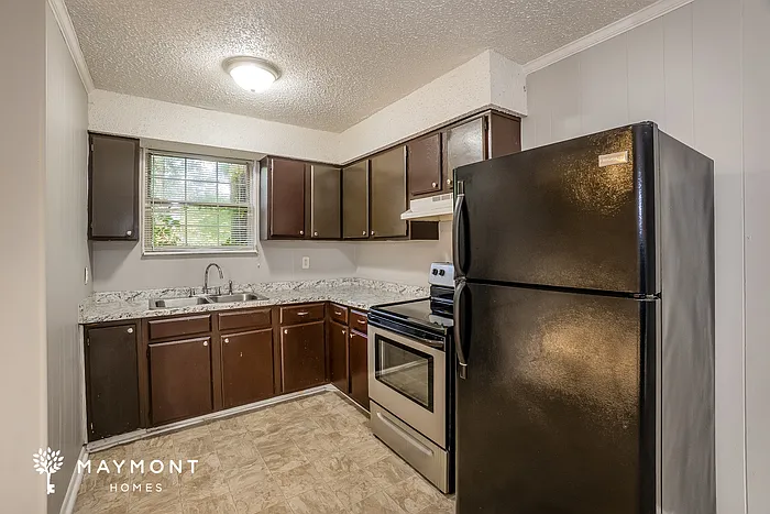 459 Kelly Ln — Photo 7