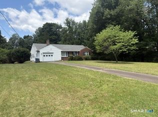 100 Oak Grove St, Manchester, CT 06040