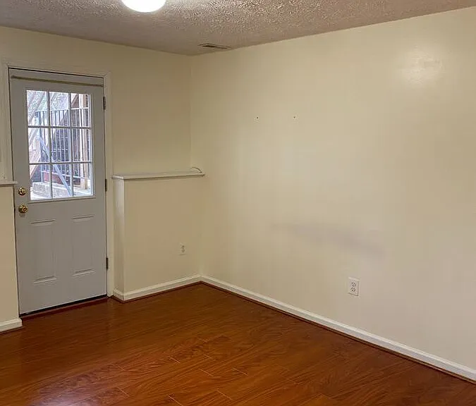 899 Chestnutview Ct — Photo 20