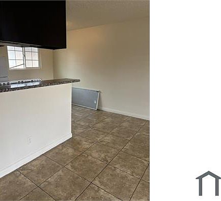 2nd image of 1532 Cobb Ln APT 3