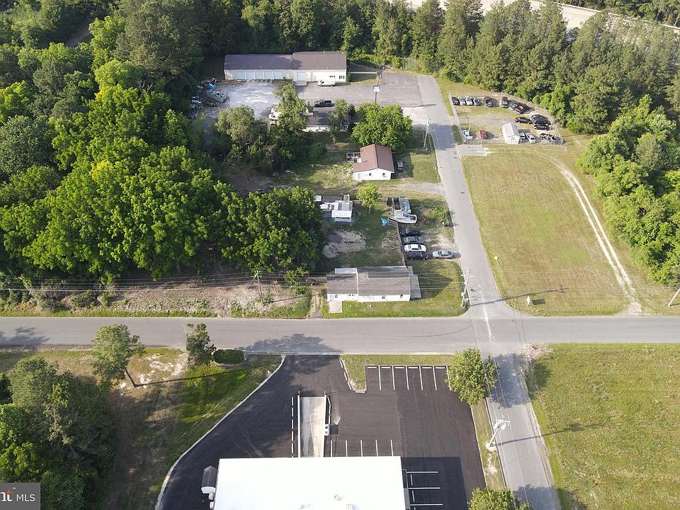 2nd image of 2302 Allen Dr