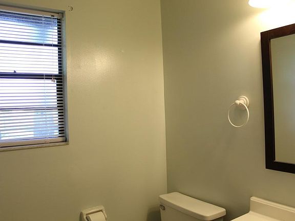 5th image of 2924 Shelby Dr