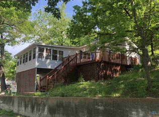 28824 Sleepy Hollow Ln, Warsaw, MO 65355
