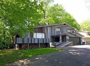 692 S Belvoir Blvd, South Euclid, OH 44121