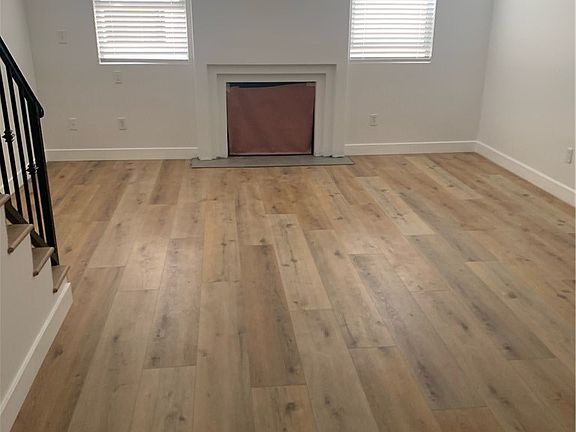 5th image of 10827 Hortense St