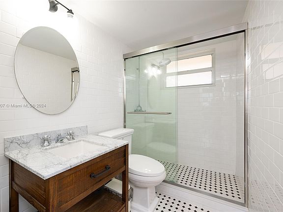 3rd image of 730 Pennsylvania Ave APT 503