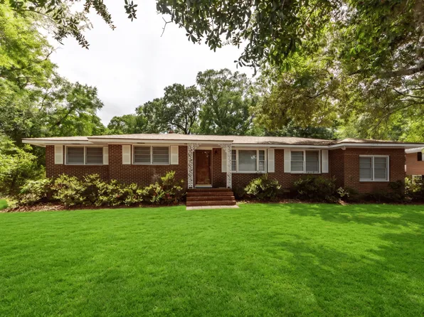 453 Wade Hampton Dr, Charleston, SC 29412