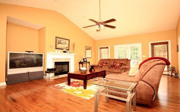 2nd image of 17333 Crabtree Ct