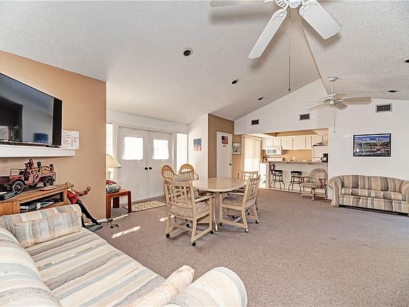 5th image of 1001 W Marion Ave APT 22