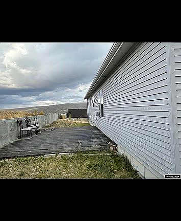3rd image of 1913 Berry Dr