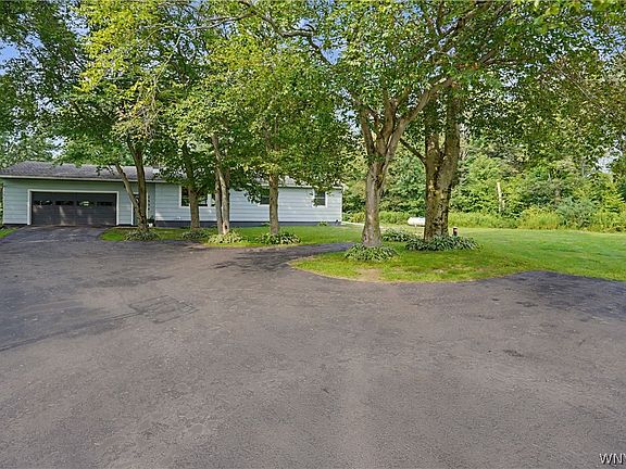 4th image of 2834 California Hill Rd