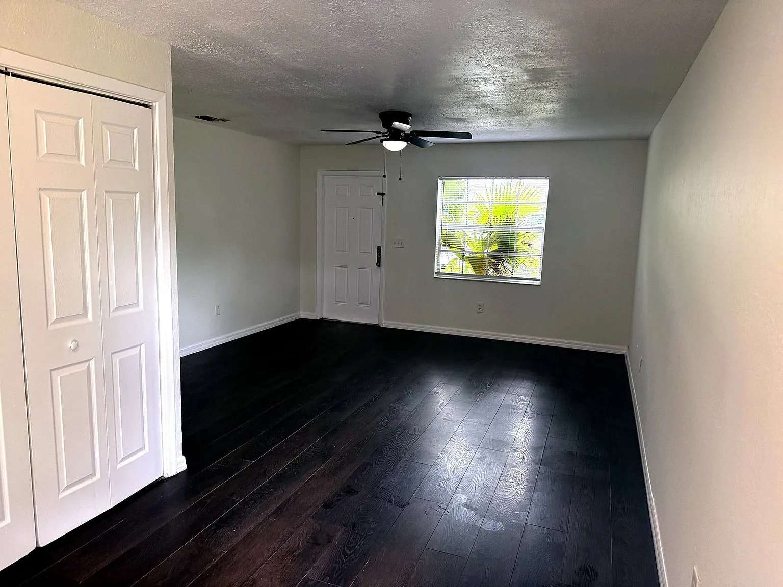 2 bed, 1.0 bath, 800 sqft, $1,395 — Photo 4