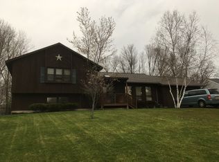 13 Delehunt Dr, East Greenbush, NY 12061