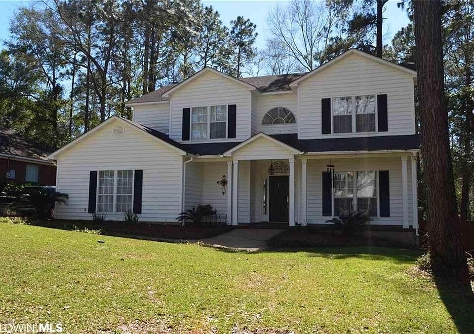 2nd image of 111 Meadowbrook Cir