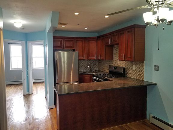 2nd image of 17319 Vaswani Ave Floor 3