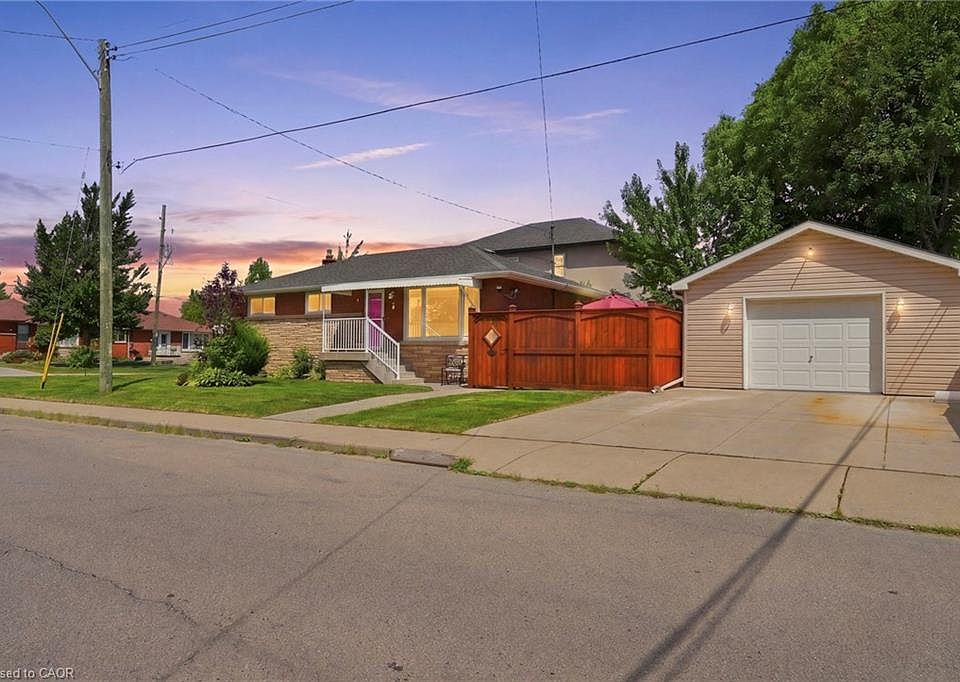 1st image of 3 Mitchell Ave