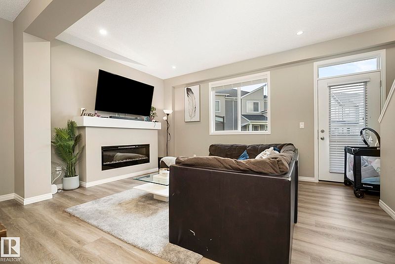 Edmonton Townhouse for rent - 3 Bedrooms — photo 10