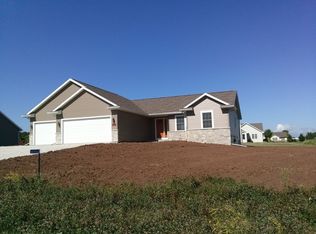 N6056 S Port Blvd, Fond Du Lac, WI 54937